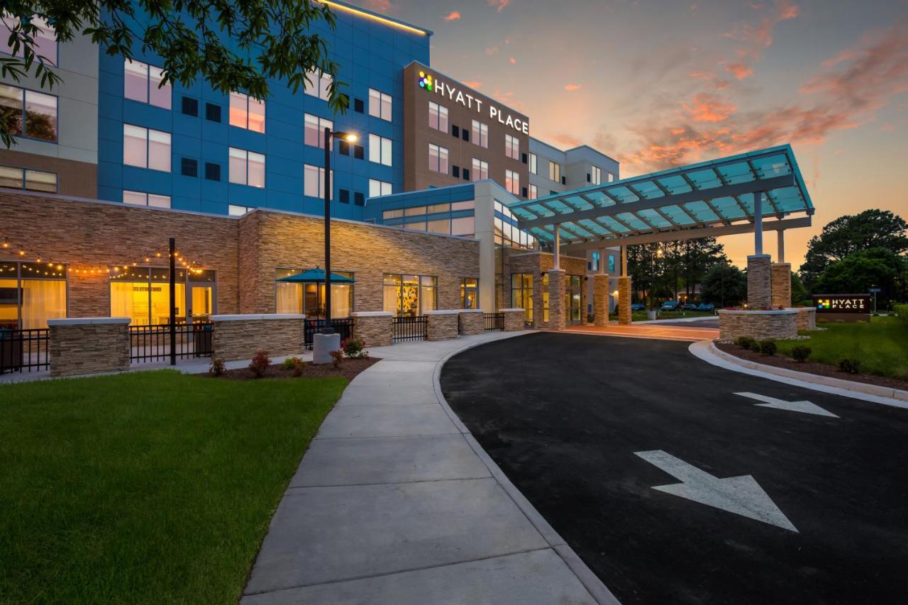 Hyatt Place Hampton Convention Center Exterior foto